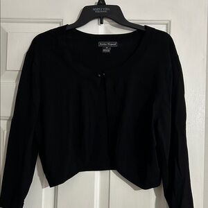 Jessica Howard Elegant Black swather/jacket.